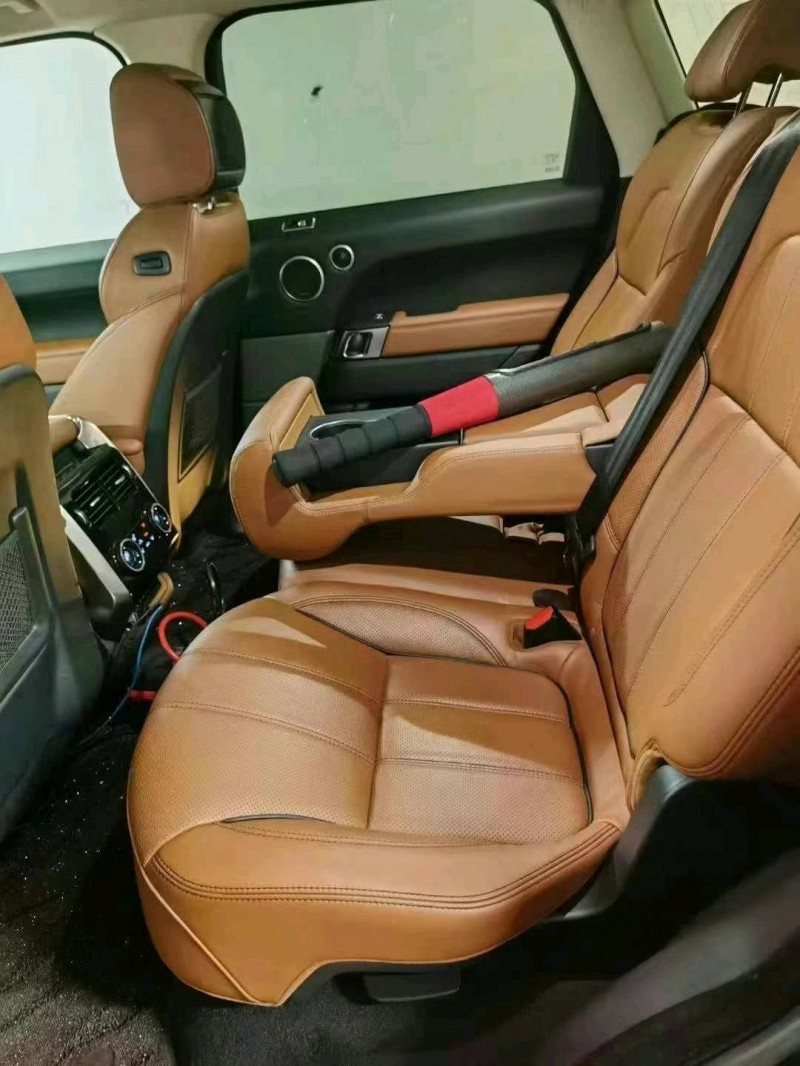 广州16年路虎揽胜运动4