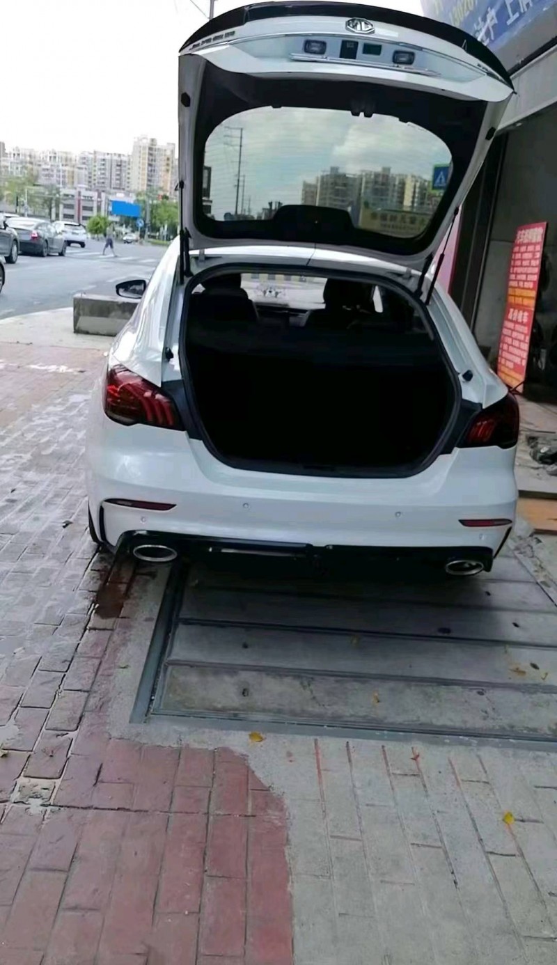 廣州21年名爵69