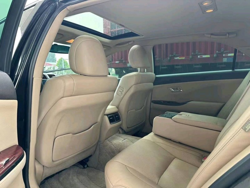 保定11年丰田皇冠6