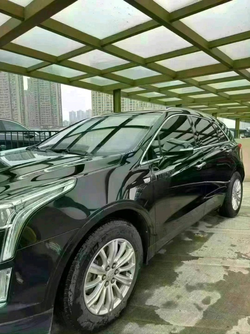 苏州19年凯迪拉克XT52