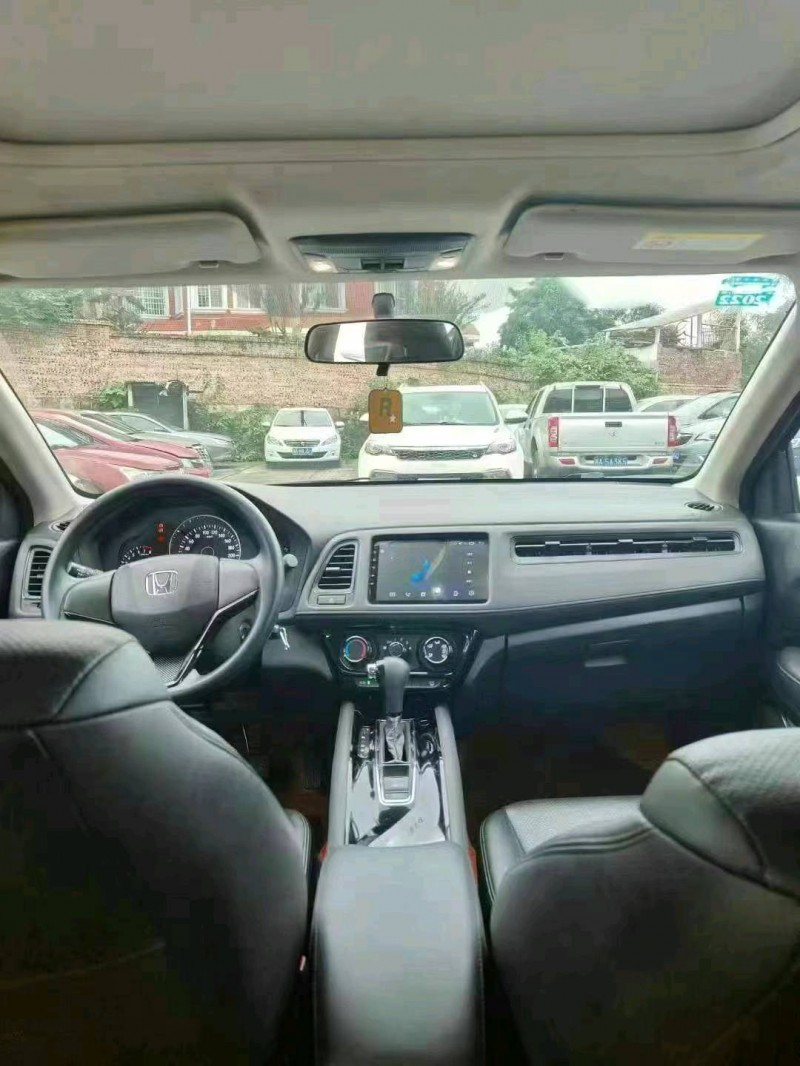 邵阳21年本田缤智5