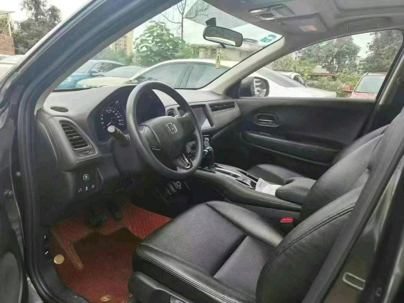 邵阳21年本田缤智8