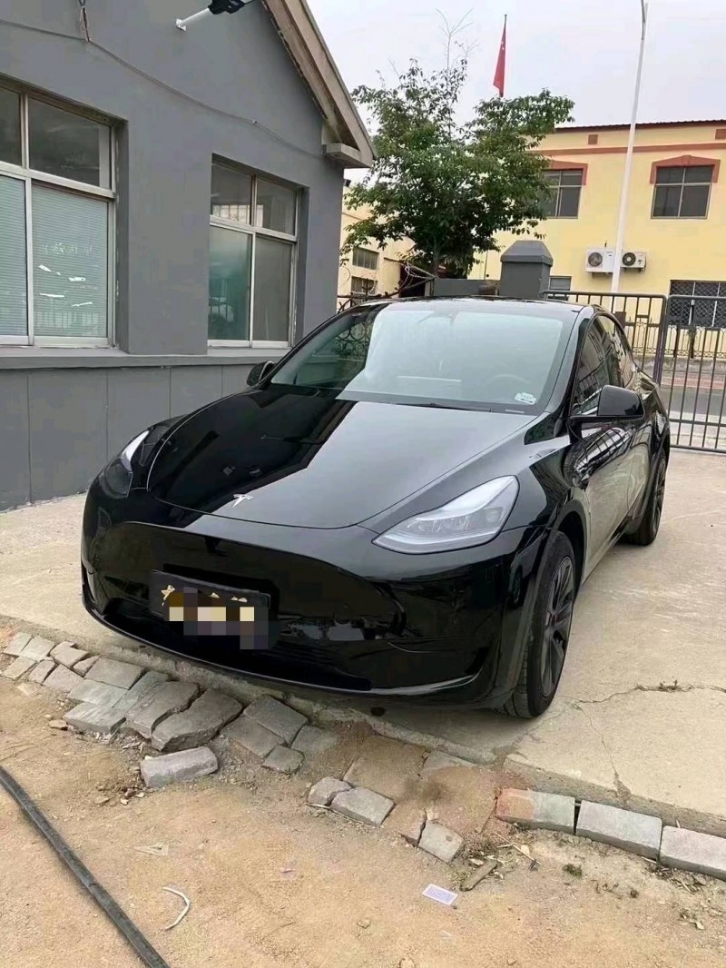 青島23年特斯拉MODEL Y1