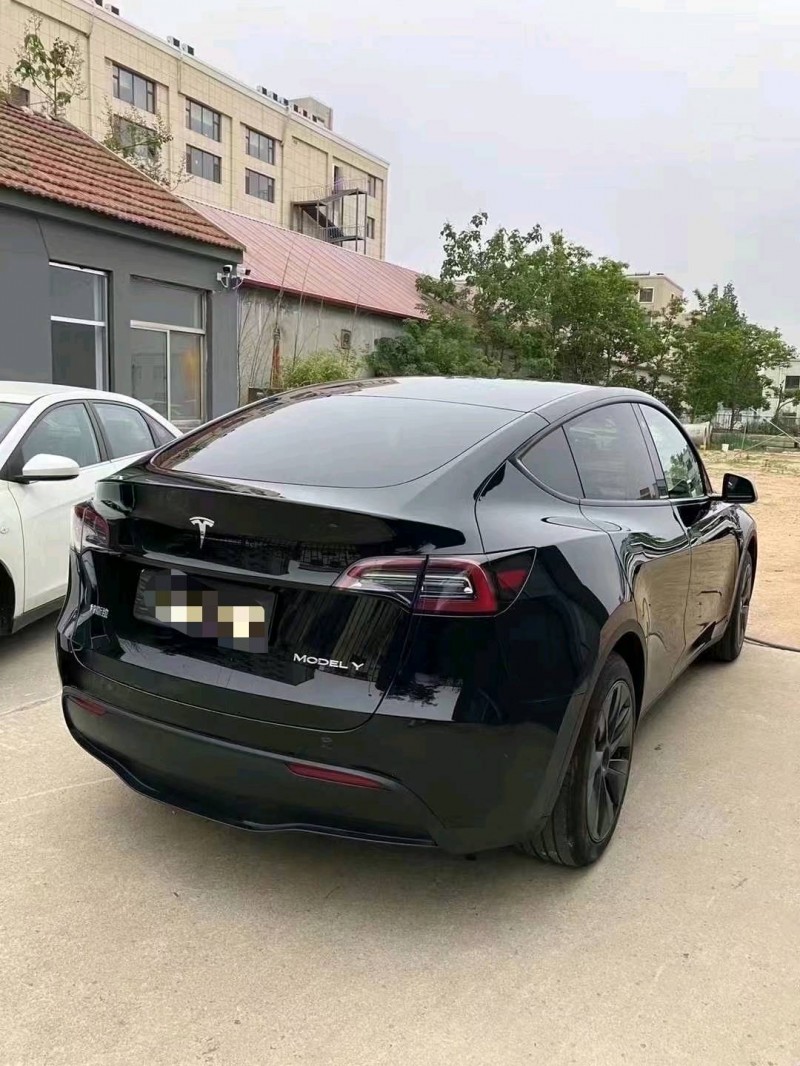 青島23年特斯拉MODEL Y2