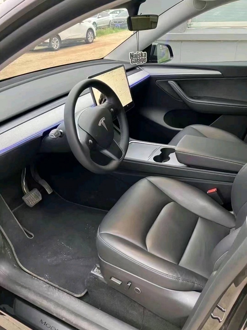 青島23年特斯拉MODEL Y6