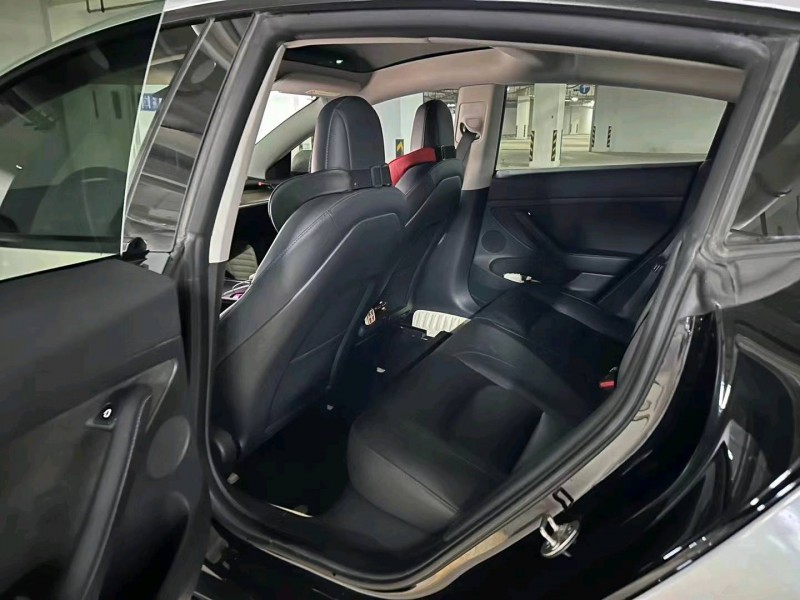 濟寧22年特斯拉MODEL 32