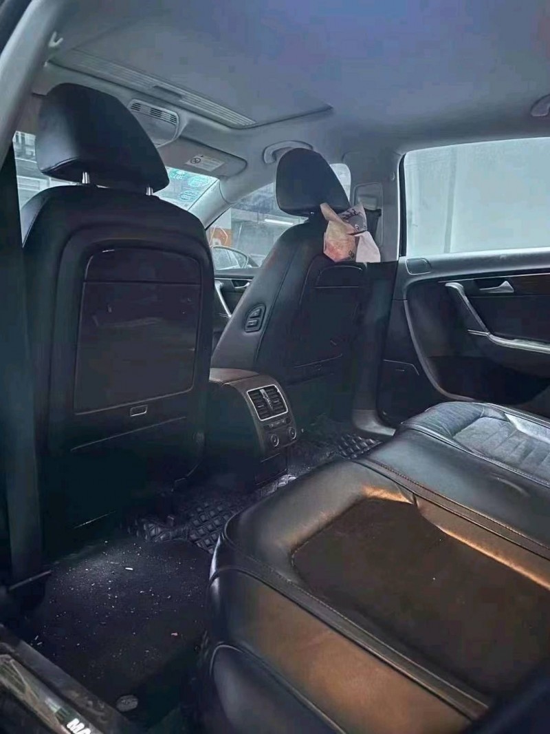 成都15年大众迈腾3