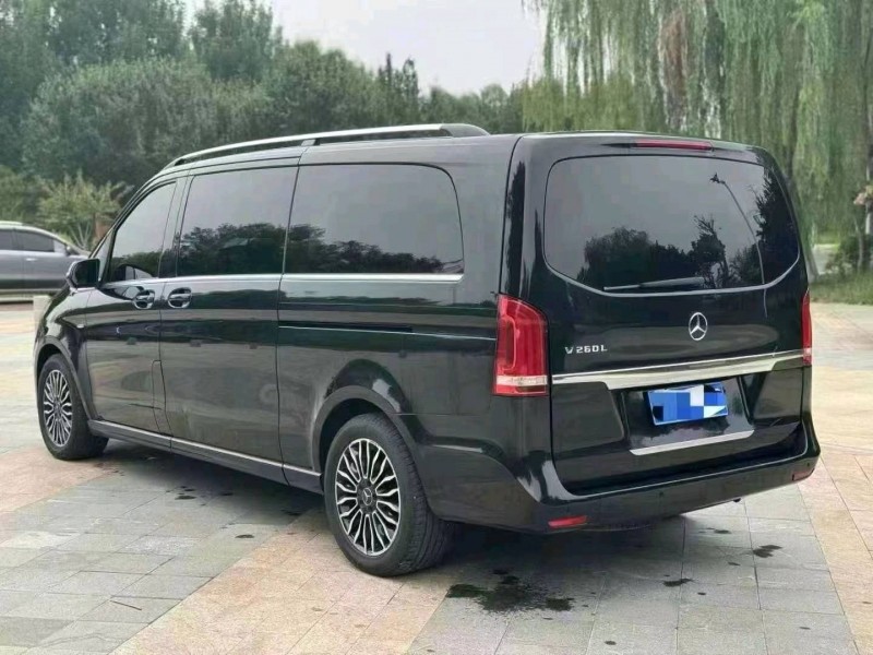 枣庄18年奔驰V3