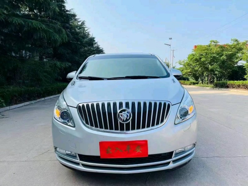 潍坊12年别克GL81