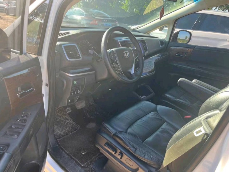 保定14年本田奥德赛8