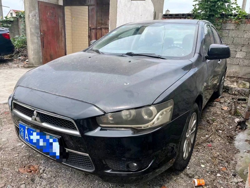 成都12年三菱翼神3