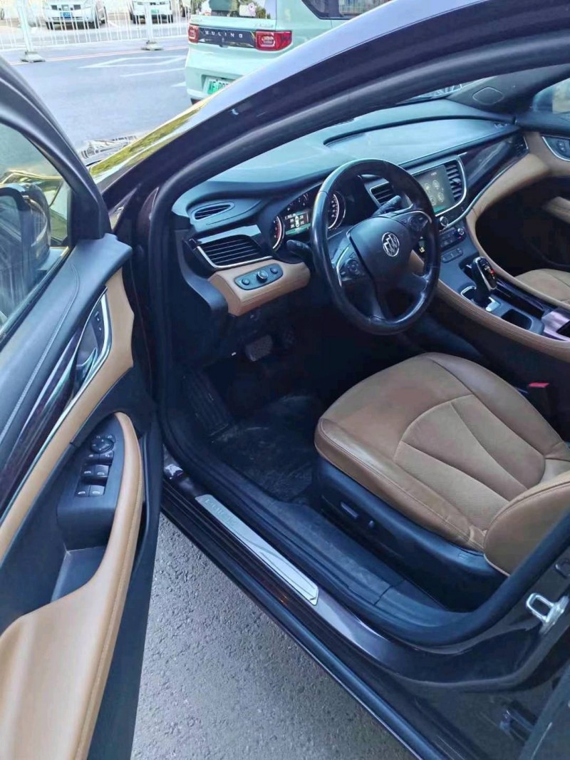 保定17年别克君越7