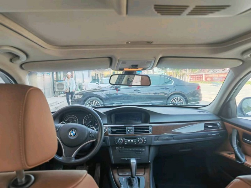 保定10年宝马3系7