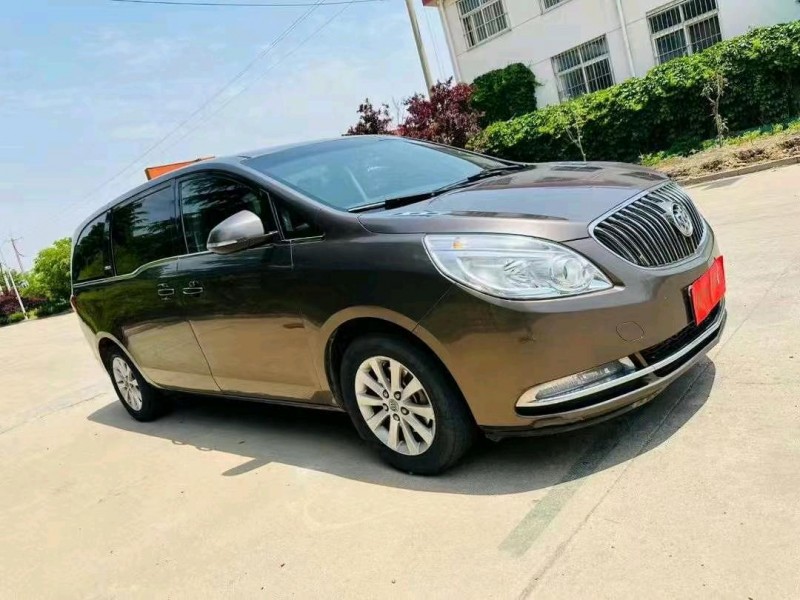 烟台16年别克GL82