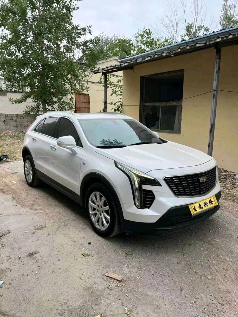 聊城20年凯迪拉克XT42