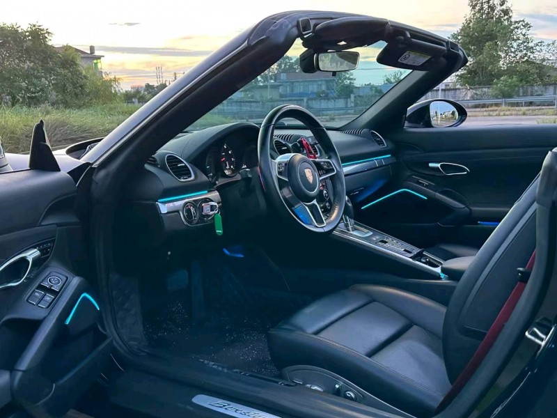 汕头19年保时捷7184