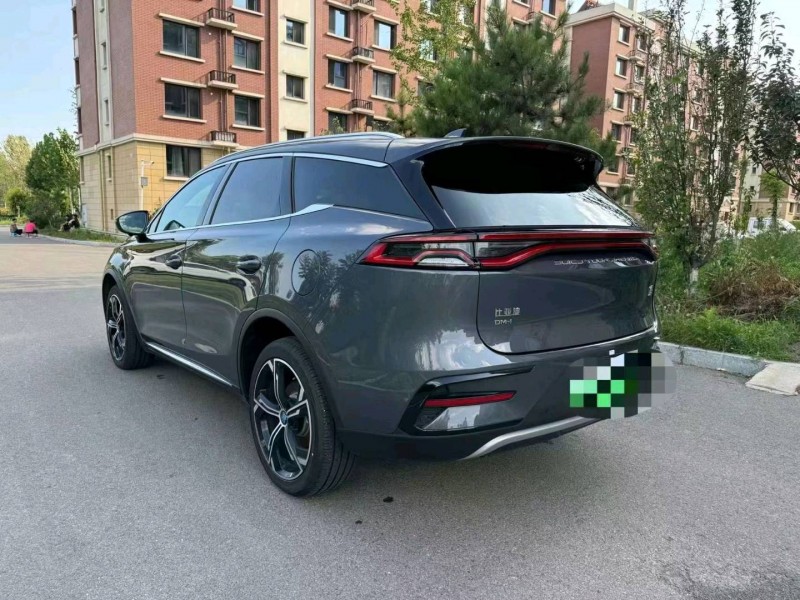 保定23年比亚迪唐6