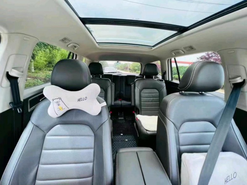 潍坊17年大众途昂8