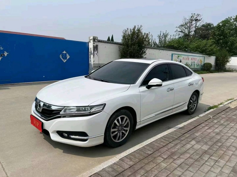 烟台16年本田思铂睿2