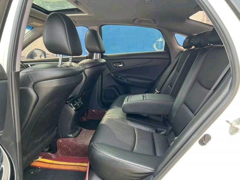 烟台16年本田思铂睿5