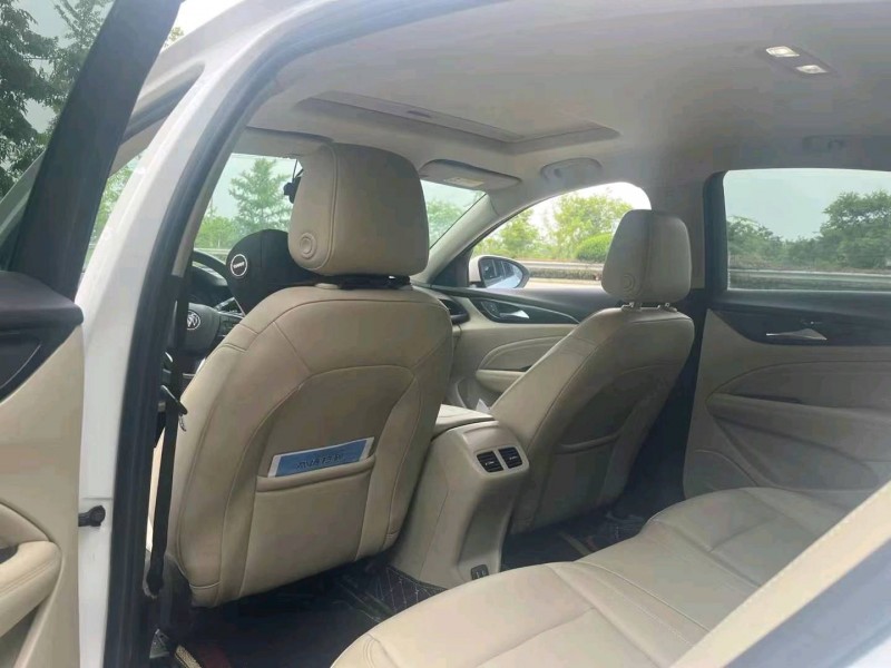 徐州21年别克君威7