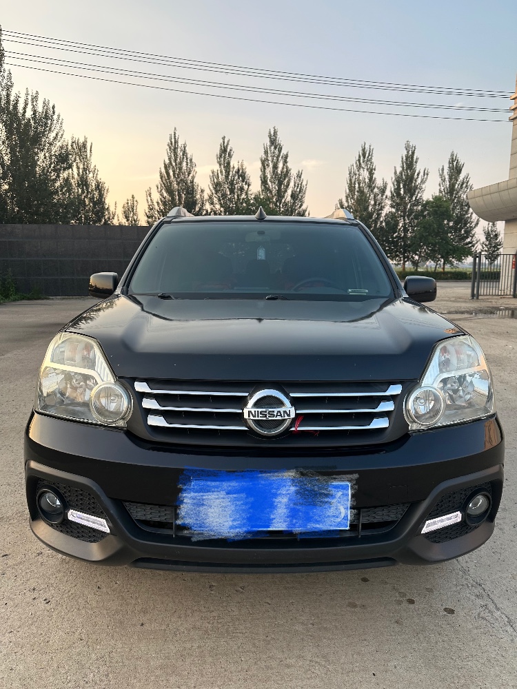哈爾濱15年日產奇駿1