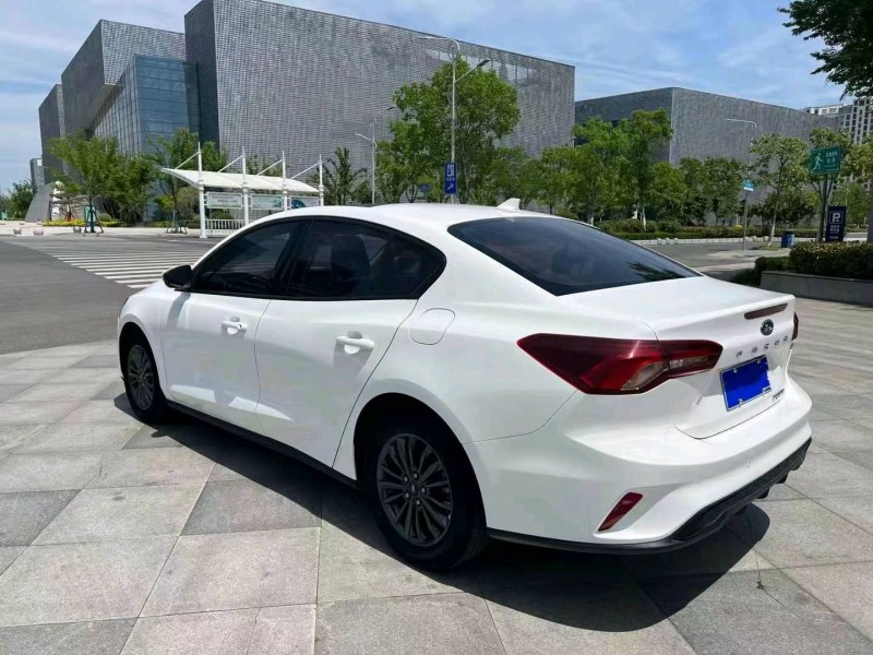 苏州23年福特福克斯3