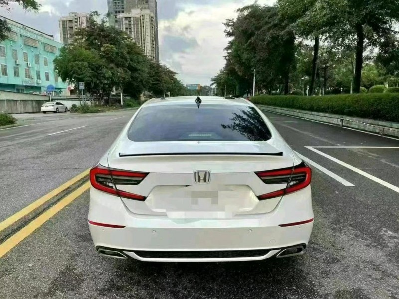 佛山23年本田雅阁5