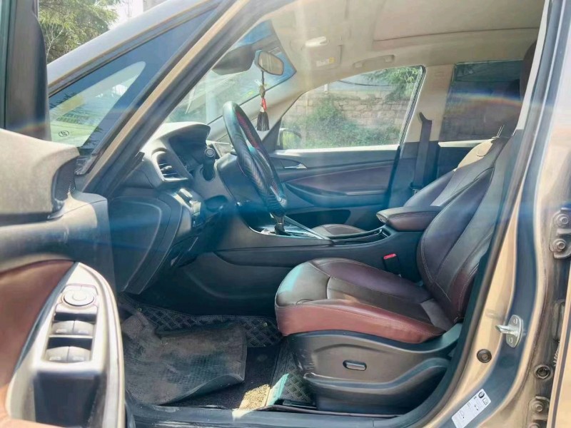 烟台21年别克GL64