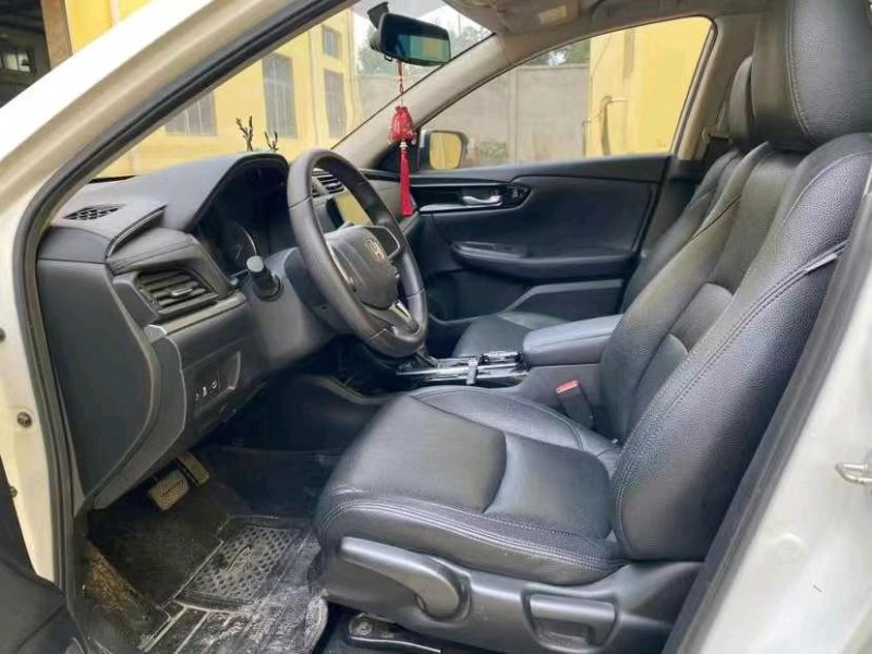 济宁19年本田享域5