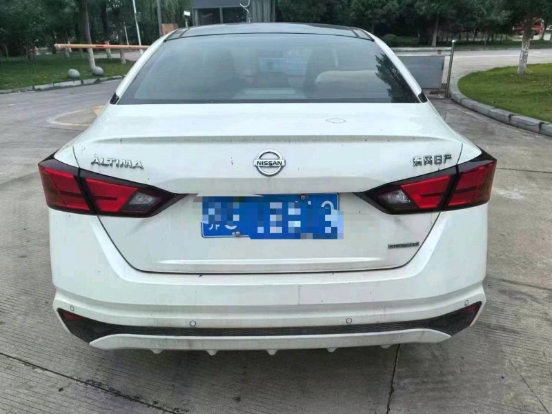 武汉22年日产天籁9