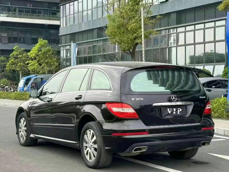 东莞14年奔驰R8