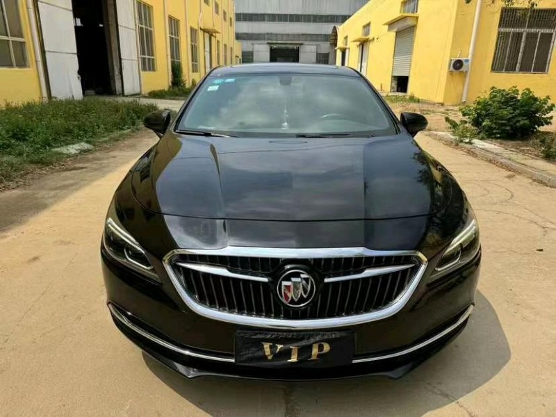 济宁18年别克君越1