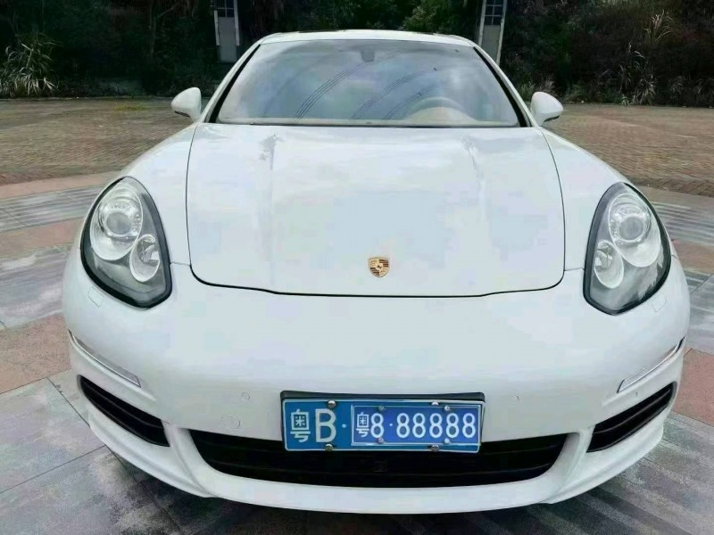 广州15年保时捷帕拉梅拉1