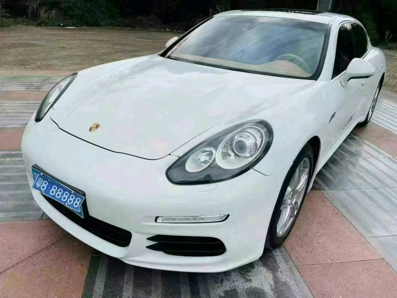 广州15年保时捷帕拉梅拉2