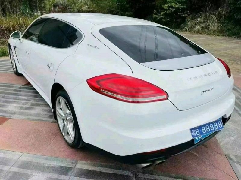 广州15年保时捷帕拉梅拉5