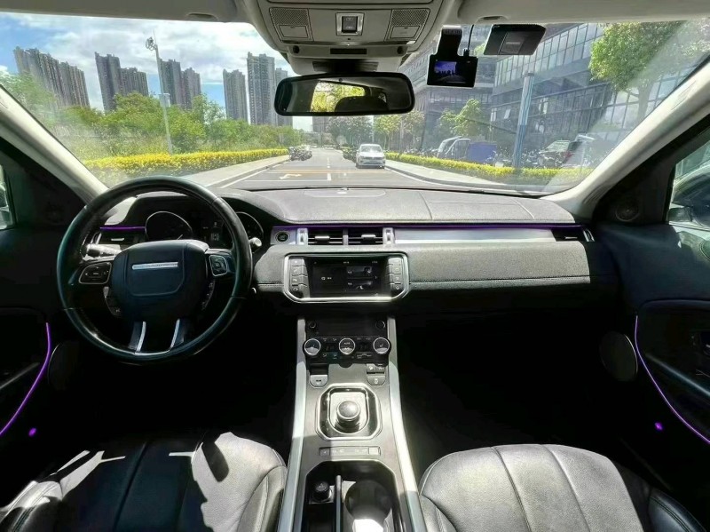 东莞17年路虎极光4