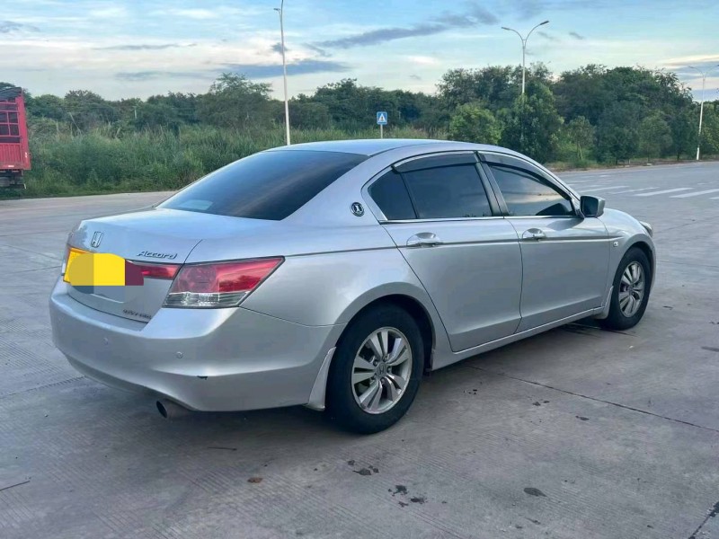 广州10年本田雅阁7