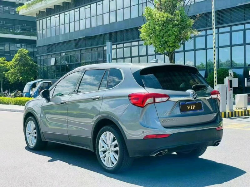 东莞18年别克昂科威8