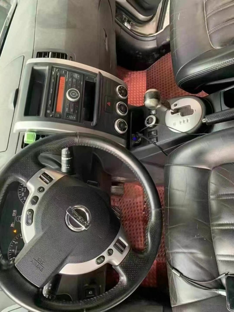 郑州14年日产奇骏3