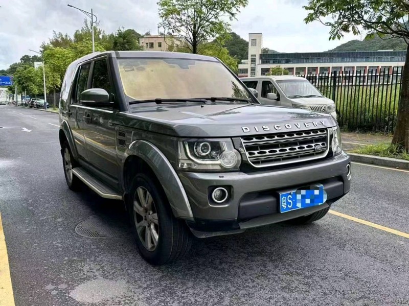 广州16年路虎发现2