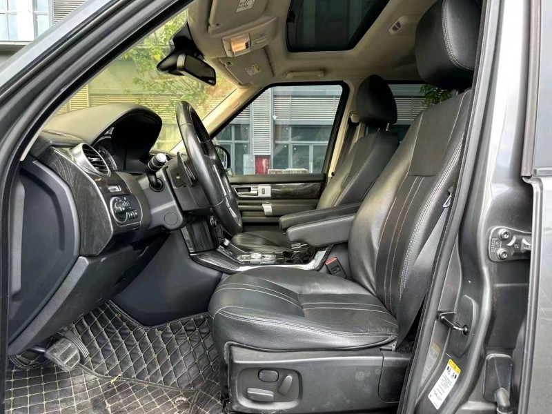 广州16年路虎发现6