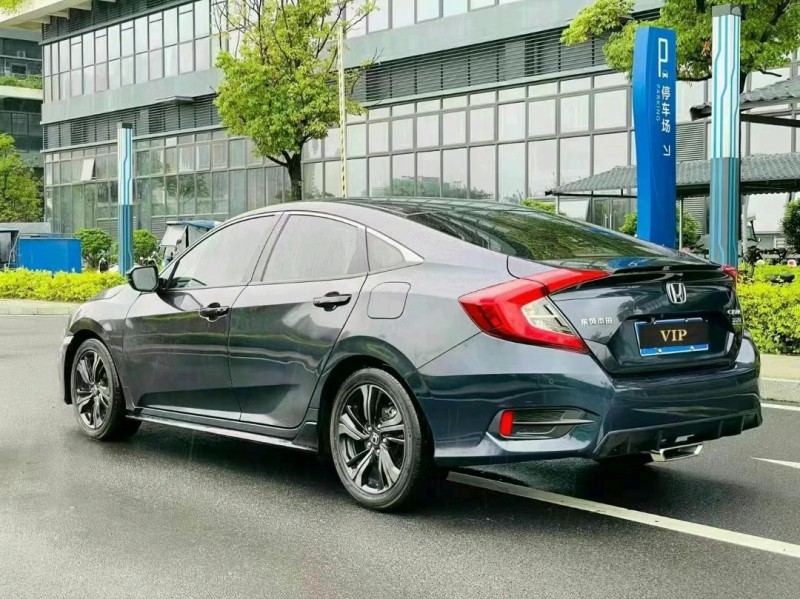 东莞19年本田思域8