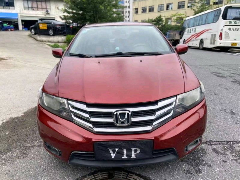 广州12年本田锋范1