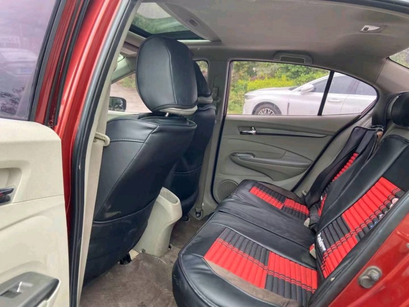 广州12年本田锋范7