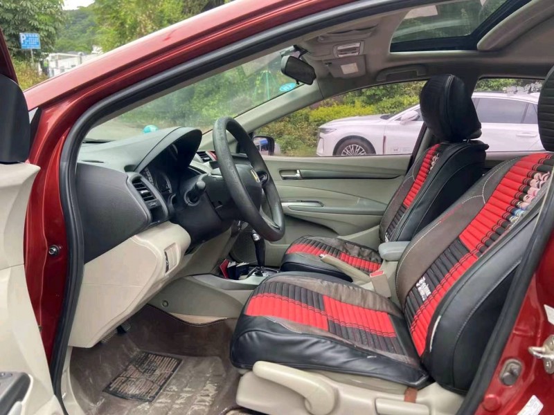 广州12年本田锋范9