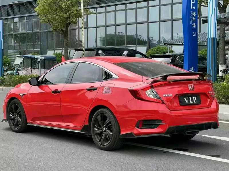 东莞21年本田思域8
