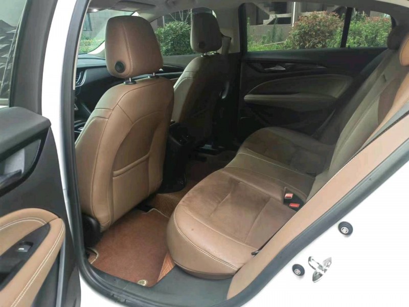 徐州20年别克君威4