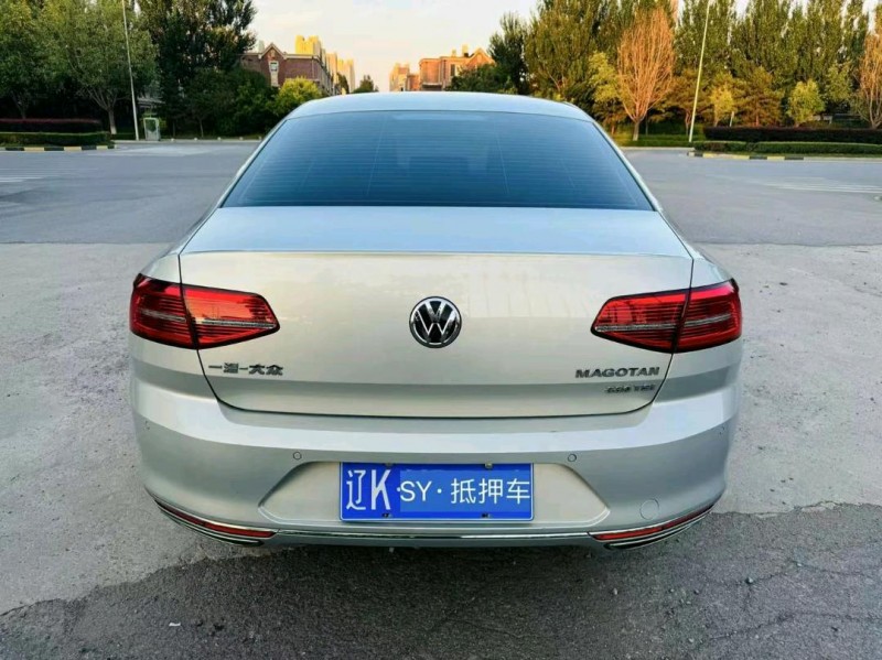 沈陽17年大眾邁騰8