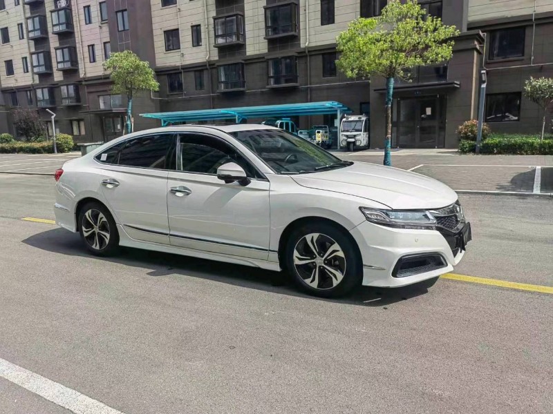 徐州18年本田思铂睿2